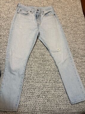 Levi's 501 Light Blue Ankle Crop Jeans